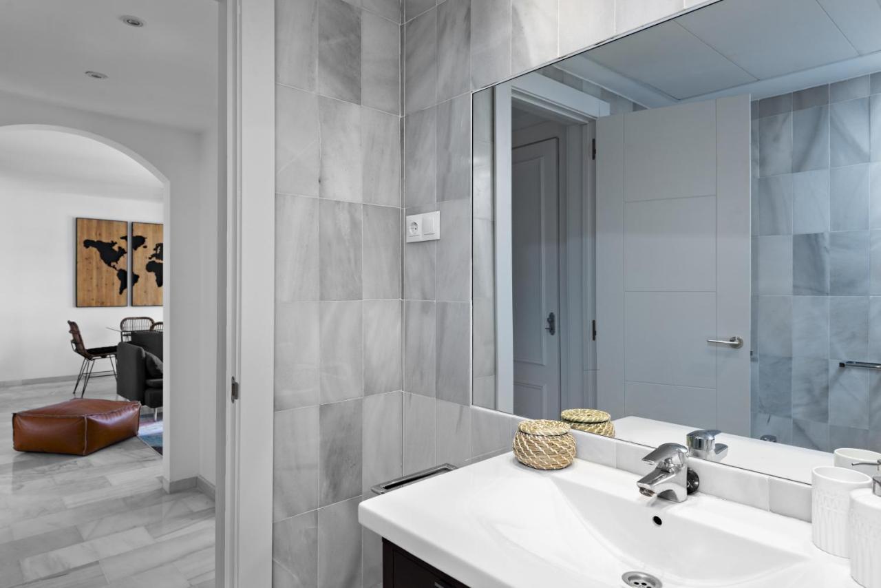 Two Bedroom Apartment In Puerto Banus With Terrace Marbella Kültér fotó