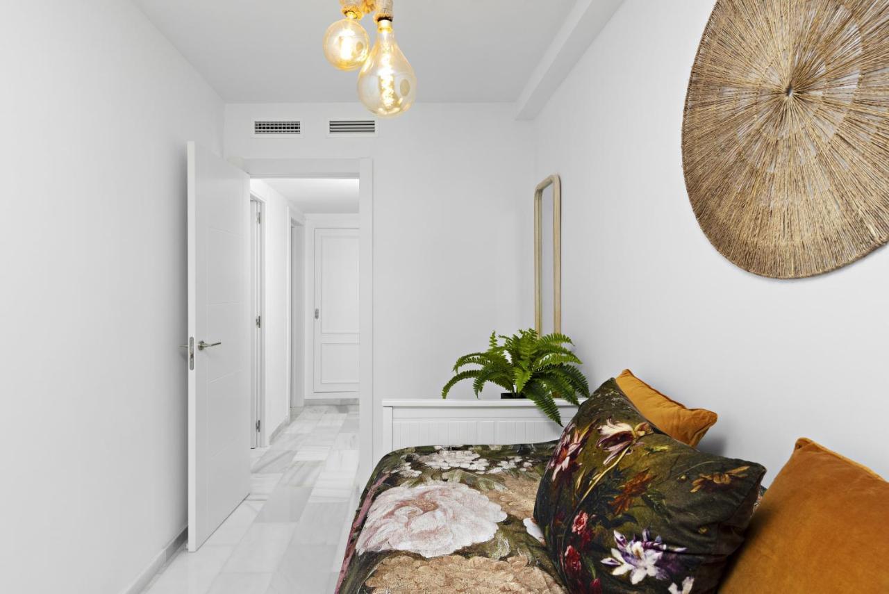 Two Bedroom Apartment In Puerto Banus With Terrace Marbella Kültér fotó