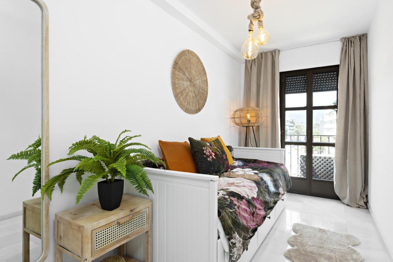 Two Bedroom Apartment In Puerto Banus With Terrace Marbella Kültér fotó